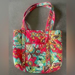 Vera Bradley Daily Bag